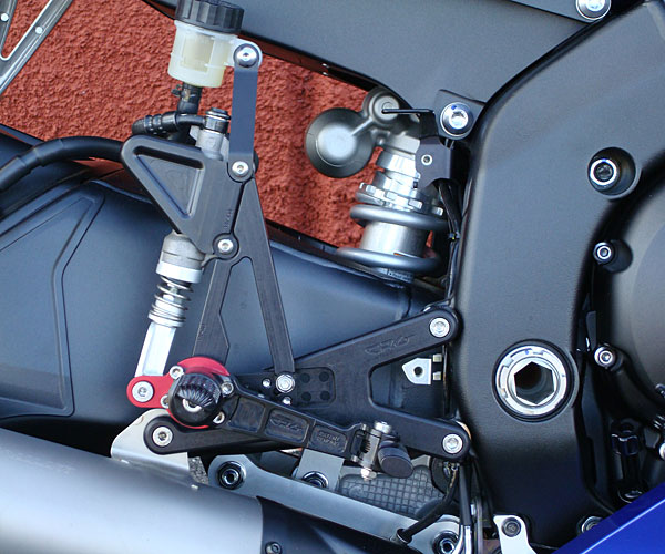RR Rearsets YAMAHA